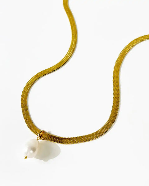 Seraphina Snake Pearl Necklace - Lumoriak